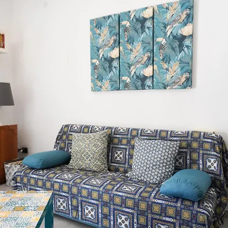Casa E Se Vi Pare * Syracuse