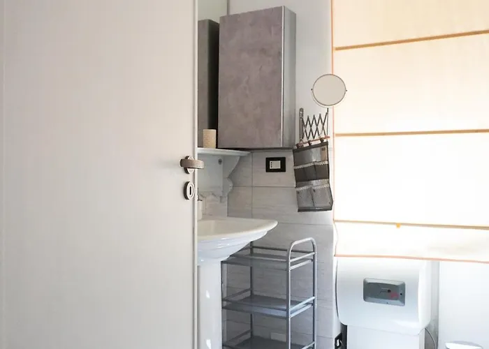 Casa è Se Vi Pare Syracuse