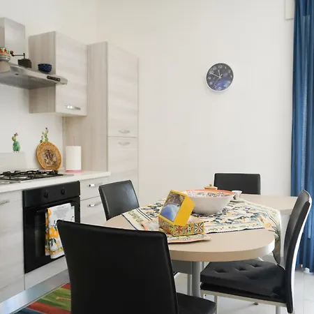 Casa E Se Vi Pare * Syrakuzy